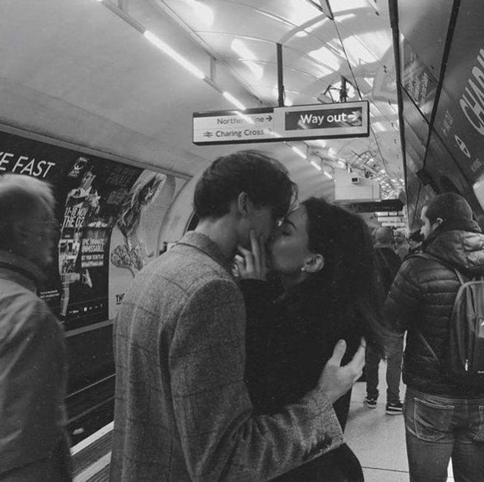 Social inspiration of couple photos