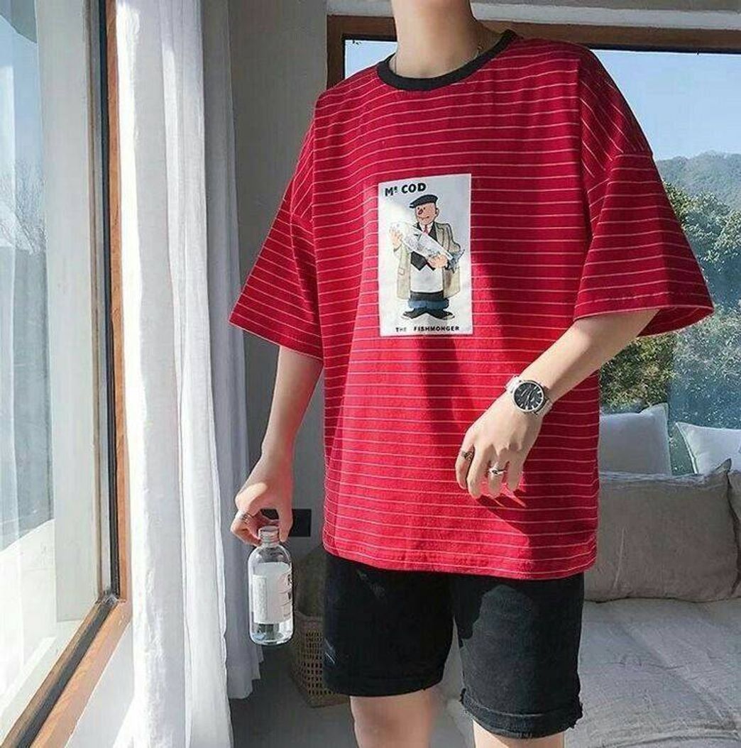 Social streetwear outfit 