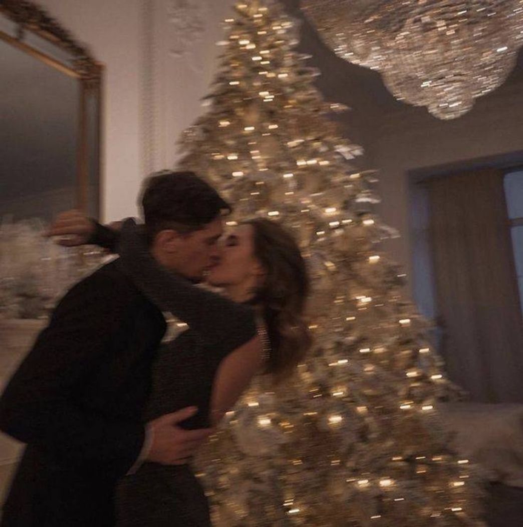 Social inspiration of couple photos