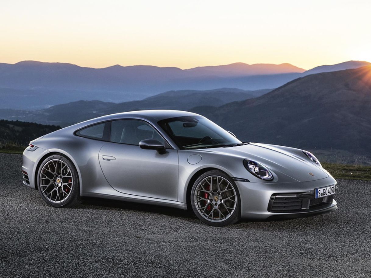 Social Porsche 911 Carrera 