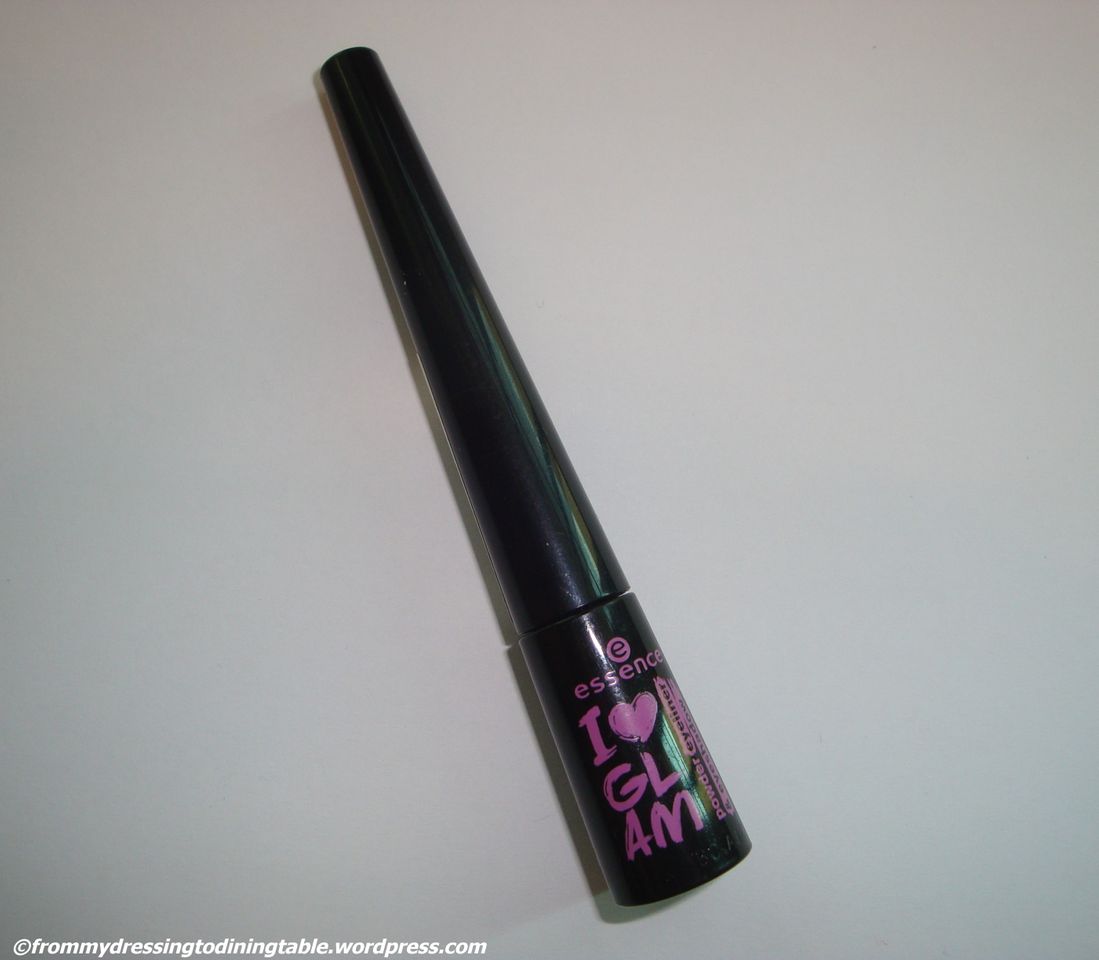 Belleza Essence podwer eyeliner y eyeshadow