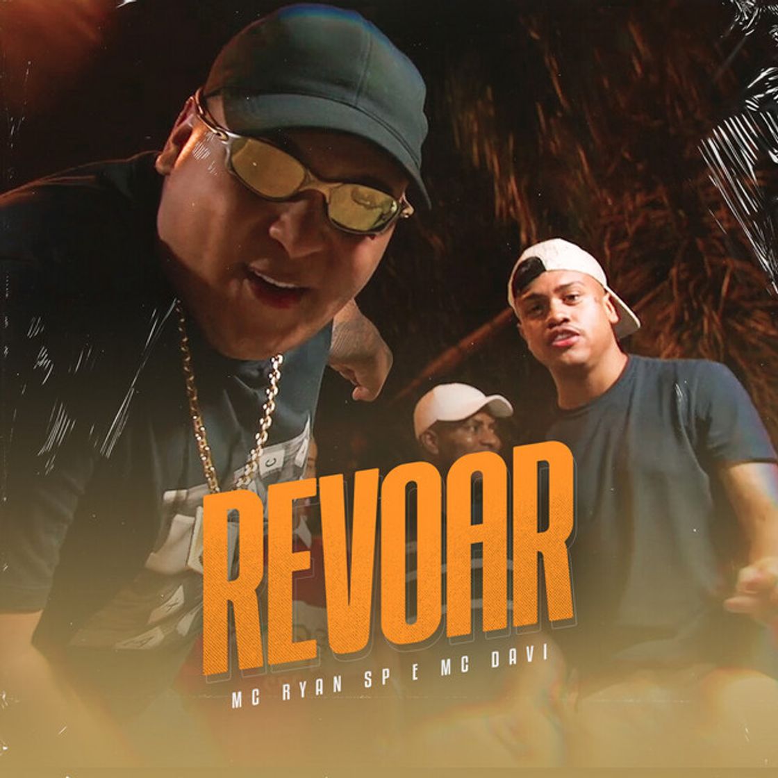 Canción Revoar