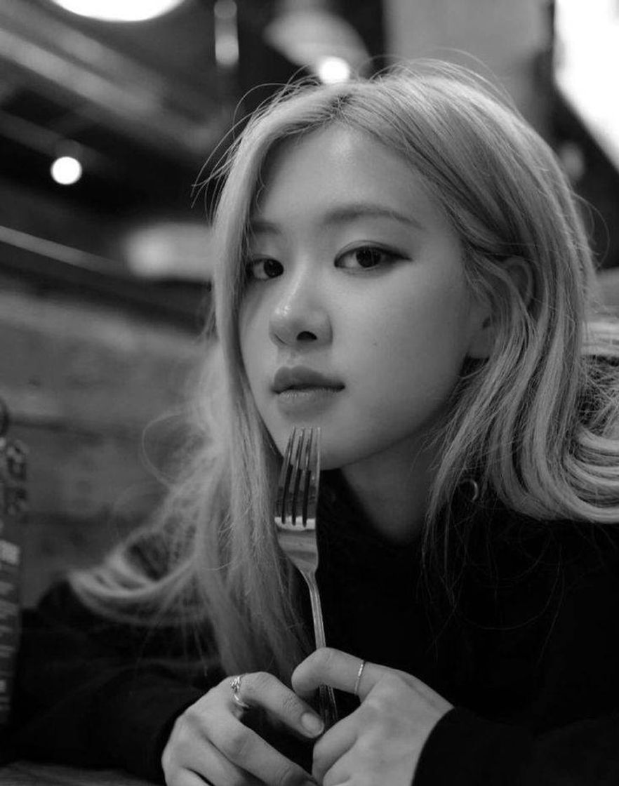 Social icon rosé 