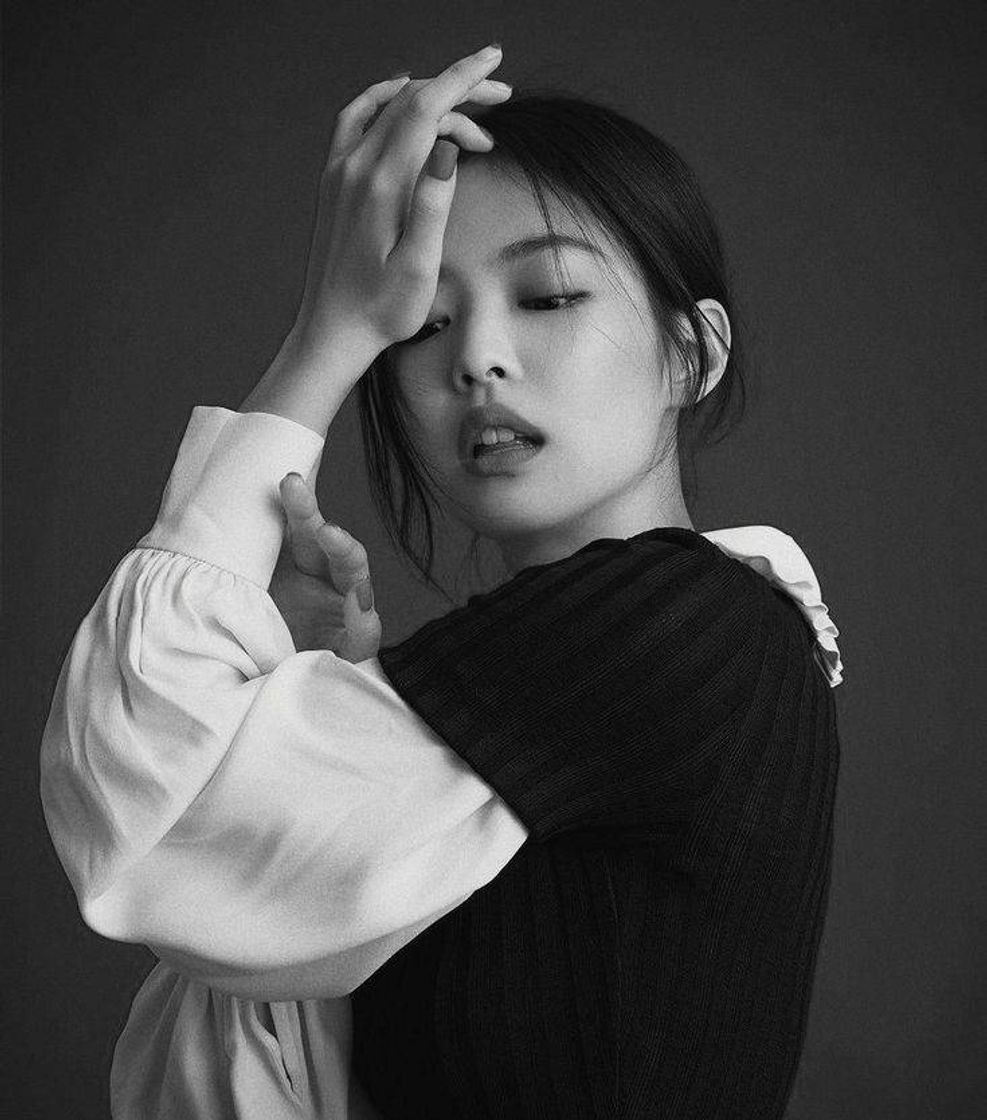 Social icon jennie 