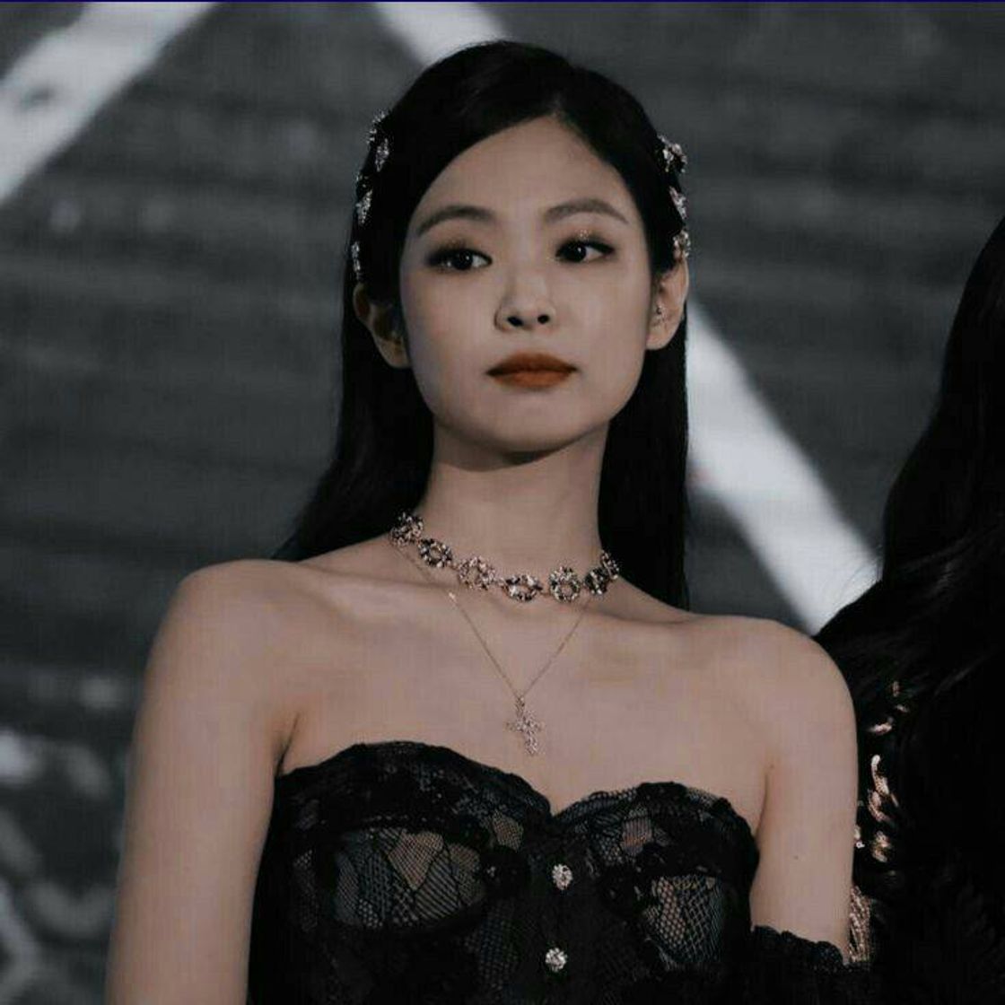 Social icon jennie