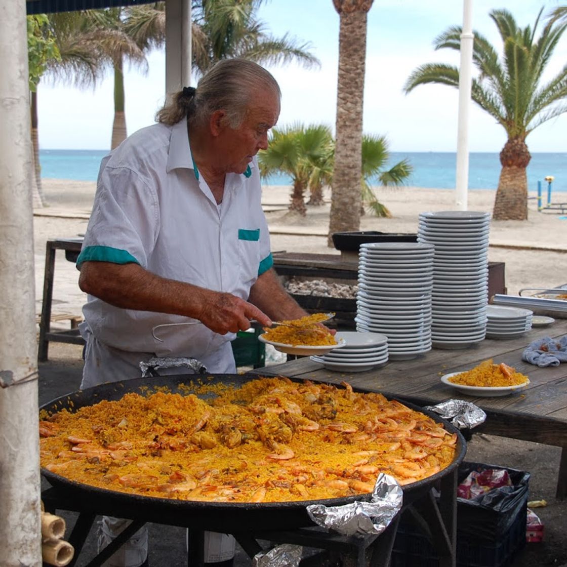 Restaurants Chiringuito de AYO – VERANO AZUL