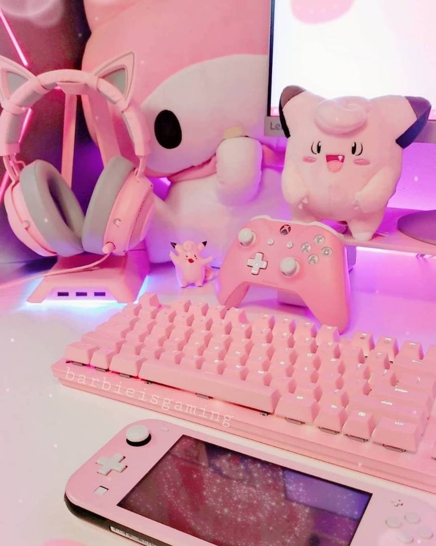 Fashion Cute PC Gamer ©: barbieisgaming