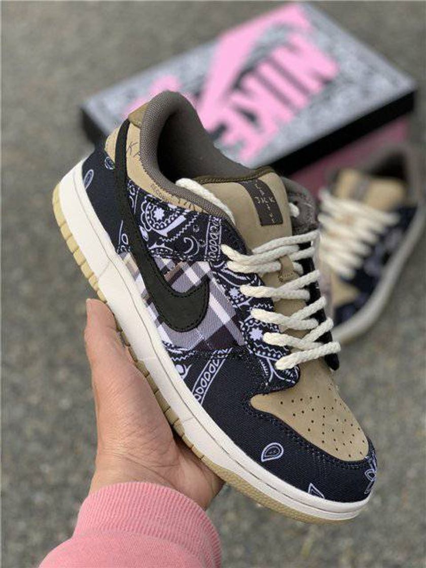 Fashion Nike SB Dunk Low - Travis Scott