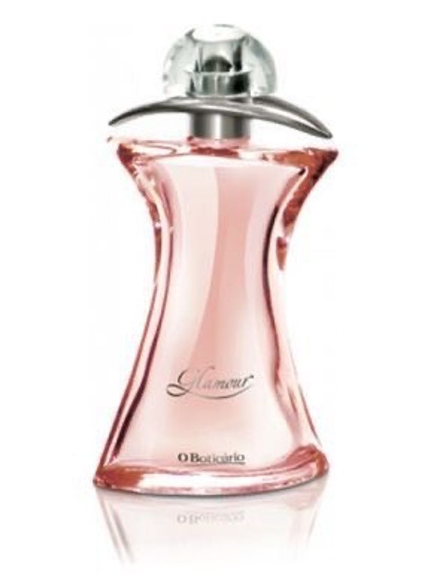 Fashion Dizem que deixa muitos perfumes importados no chinelo!