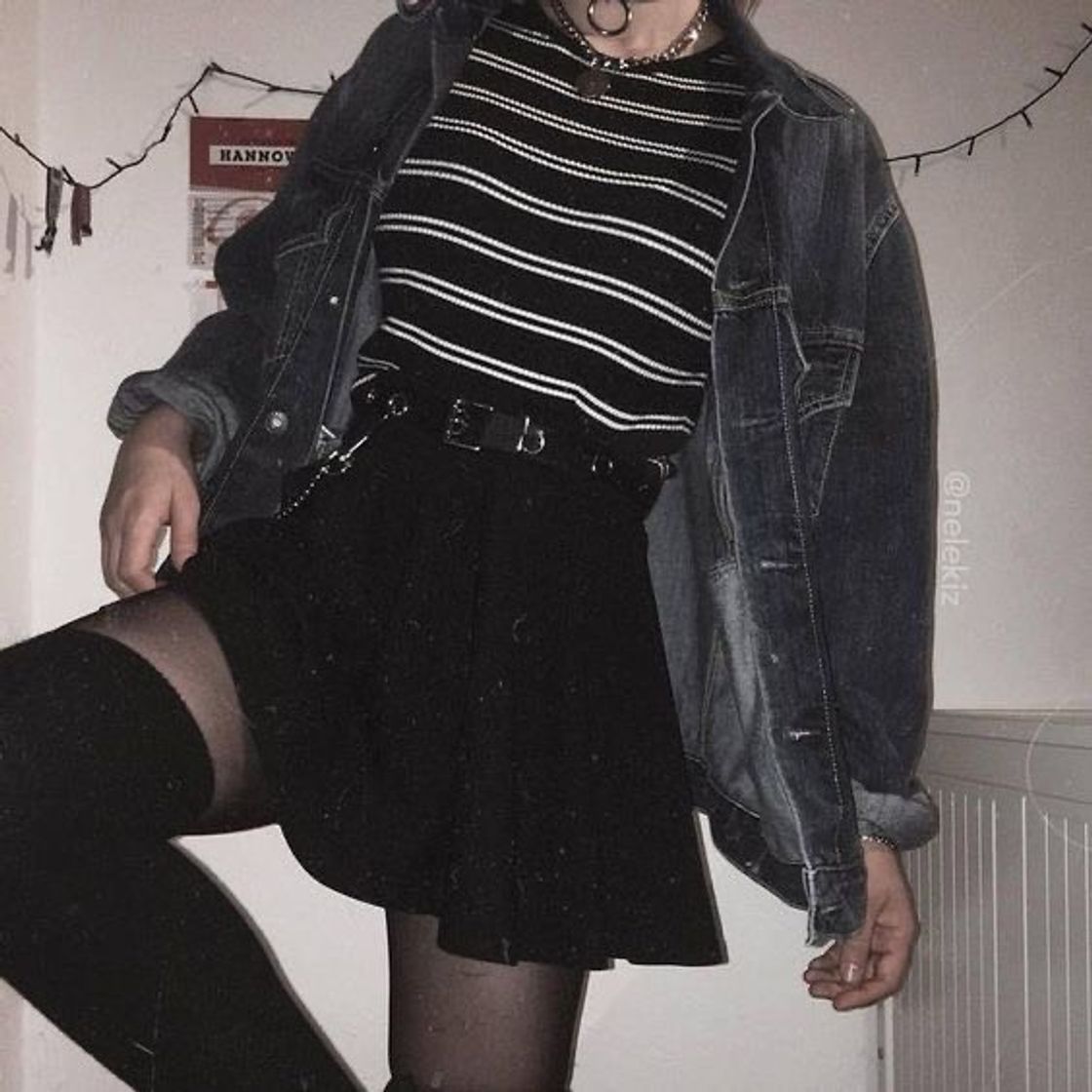e-girl looks✨🖤