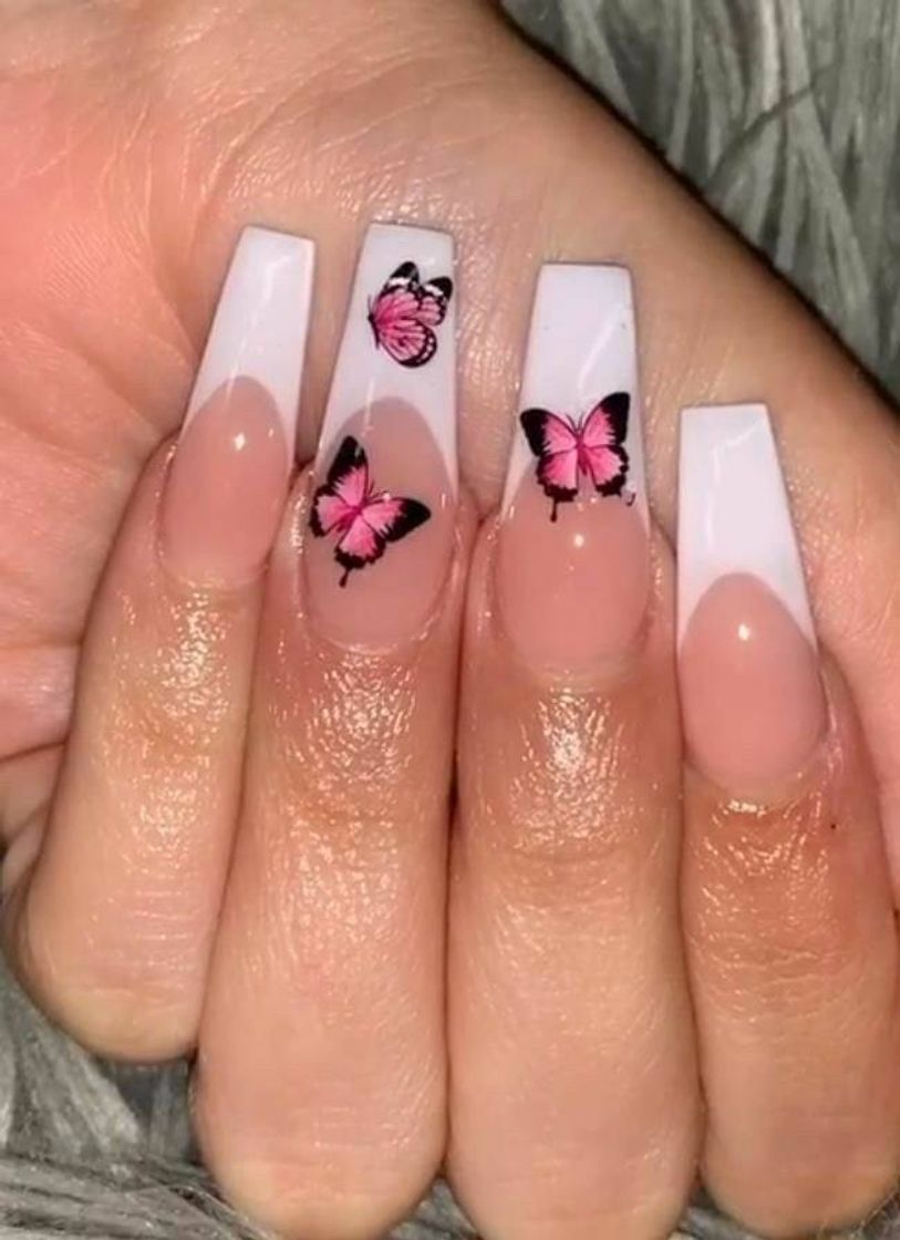 Moda unhas: artística de borboleta