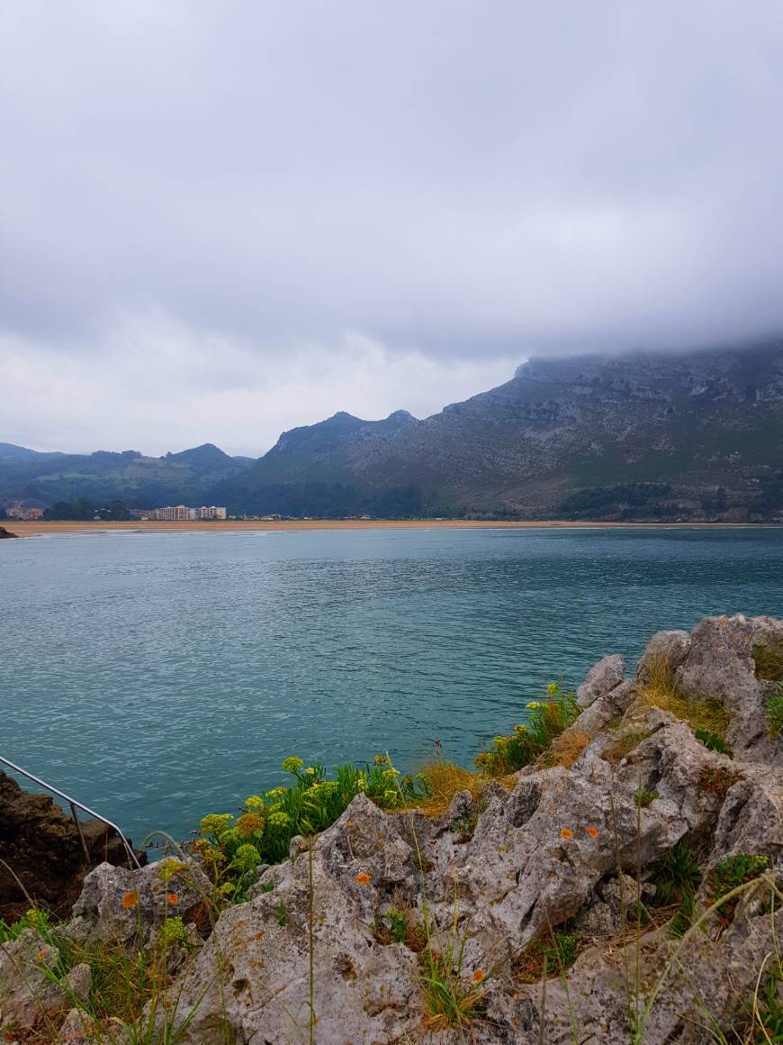 Lugar Playa de Oriñón