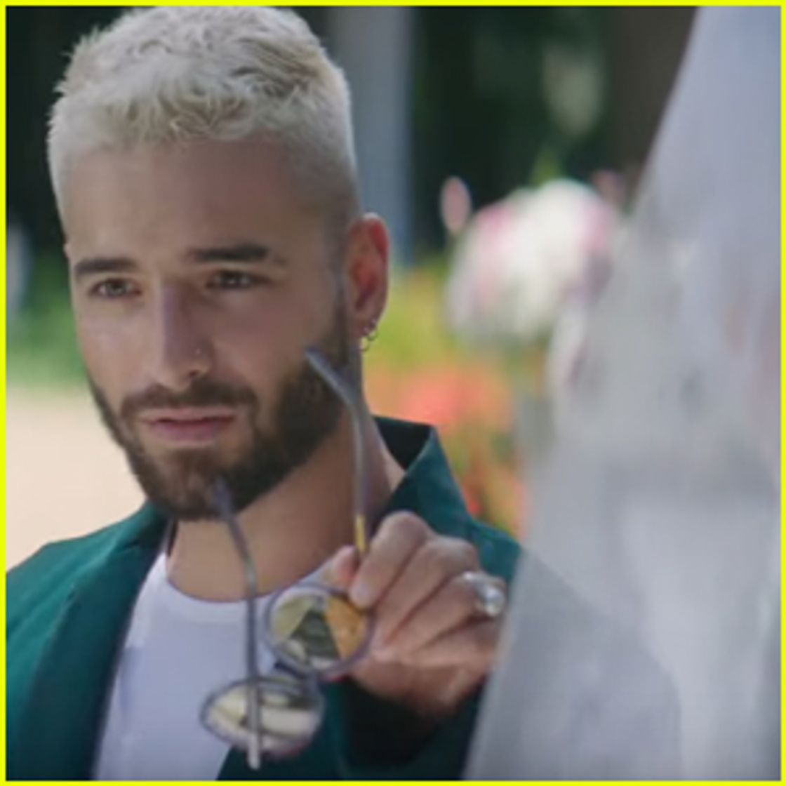 Fashion Maluma - Hawái (Official Video) - YouTube