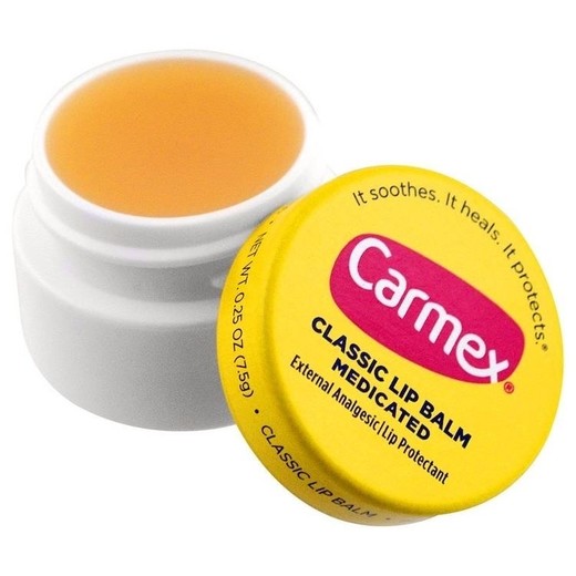 Carmex Lip Balm, Moisturizer, Cold Sore Treatment and Lip Care ...