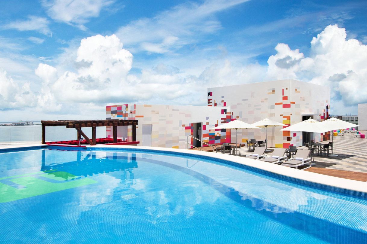Place Aloft Tulum