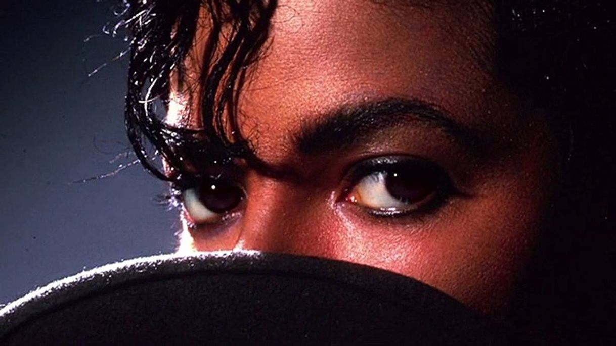 Moda Michael Jackson fala sobre sua aparência