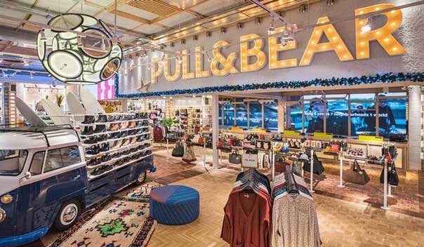 Place Pull & Bear