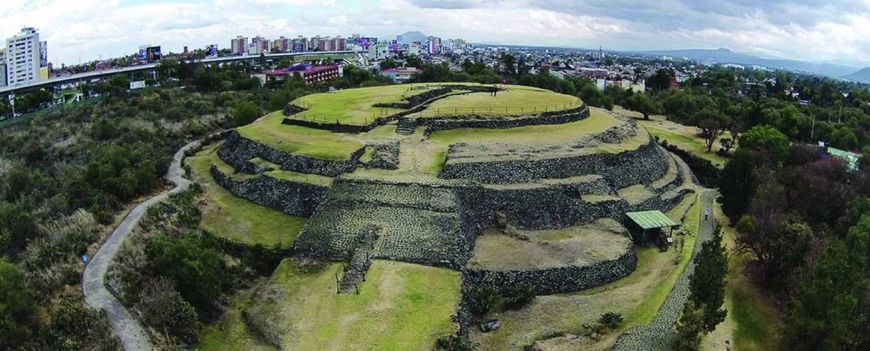 Place Piramide De Cuicuilco