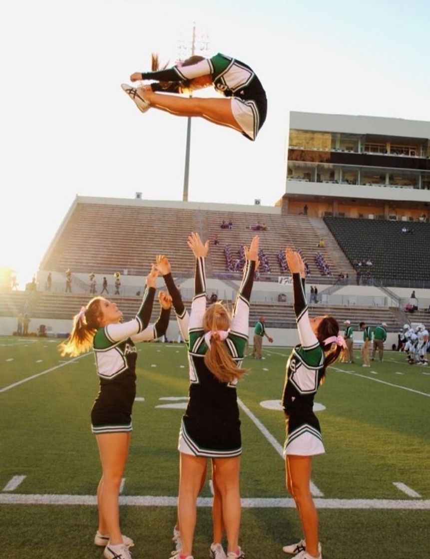 Fashion cheerleaders💙