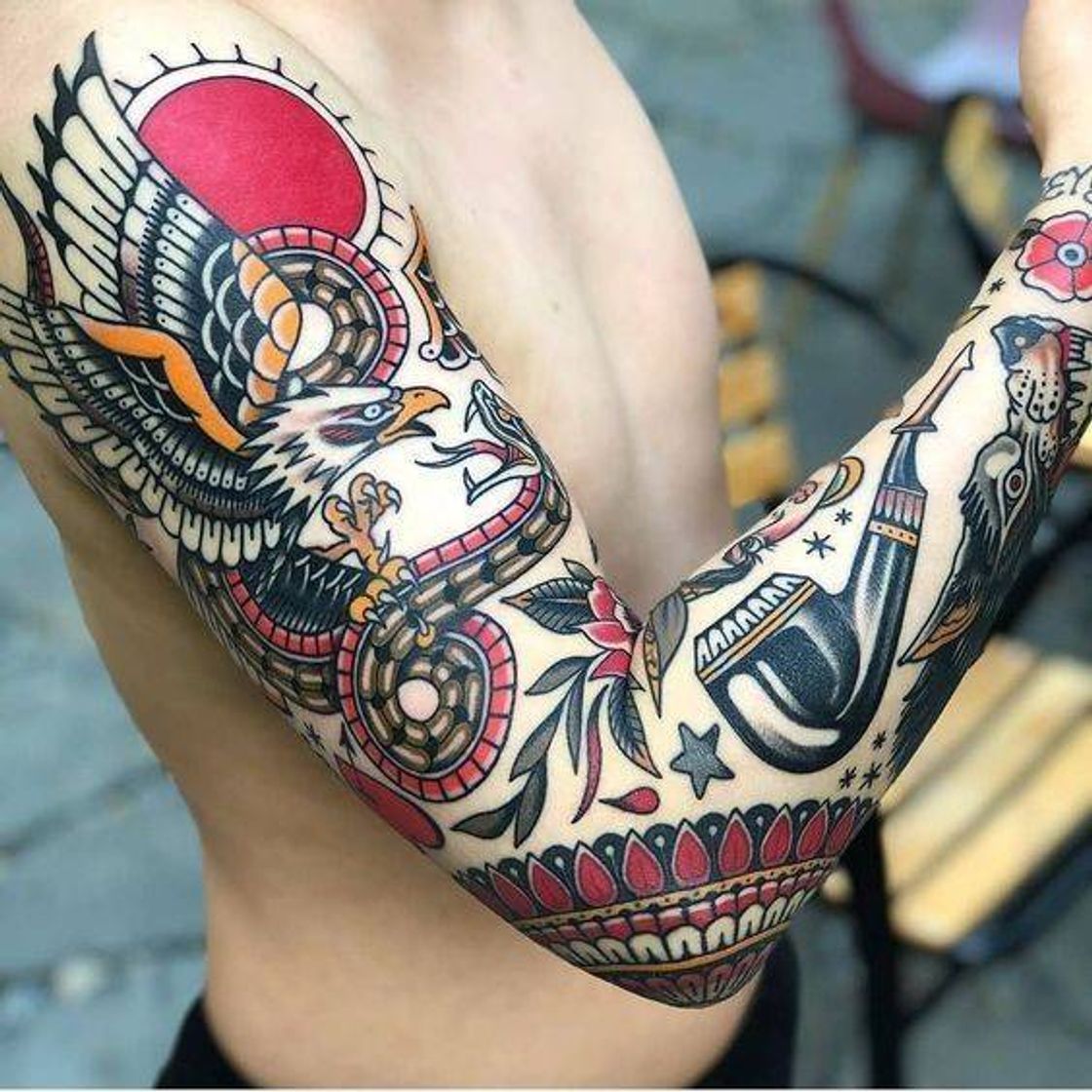 Social Tattoo masculina