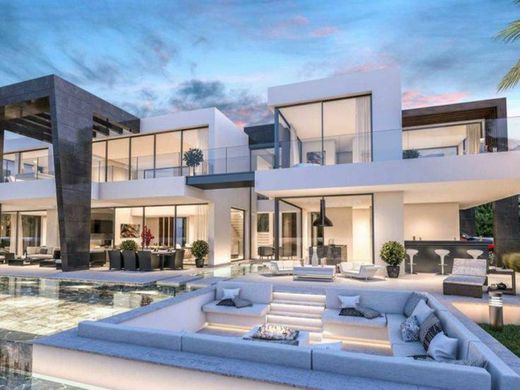 Modern Villas & Luxury Homes in Marbella & Madrid Portfolio