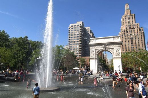 Washington Square Park