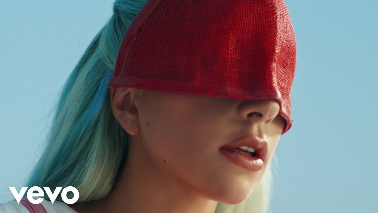 Social Lady Gaga - 911 - YouTube 