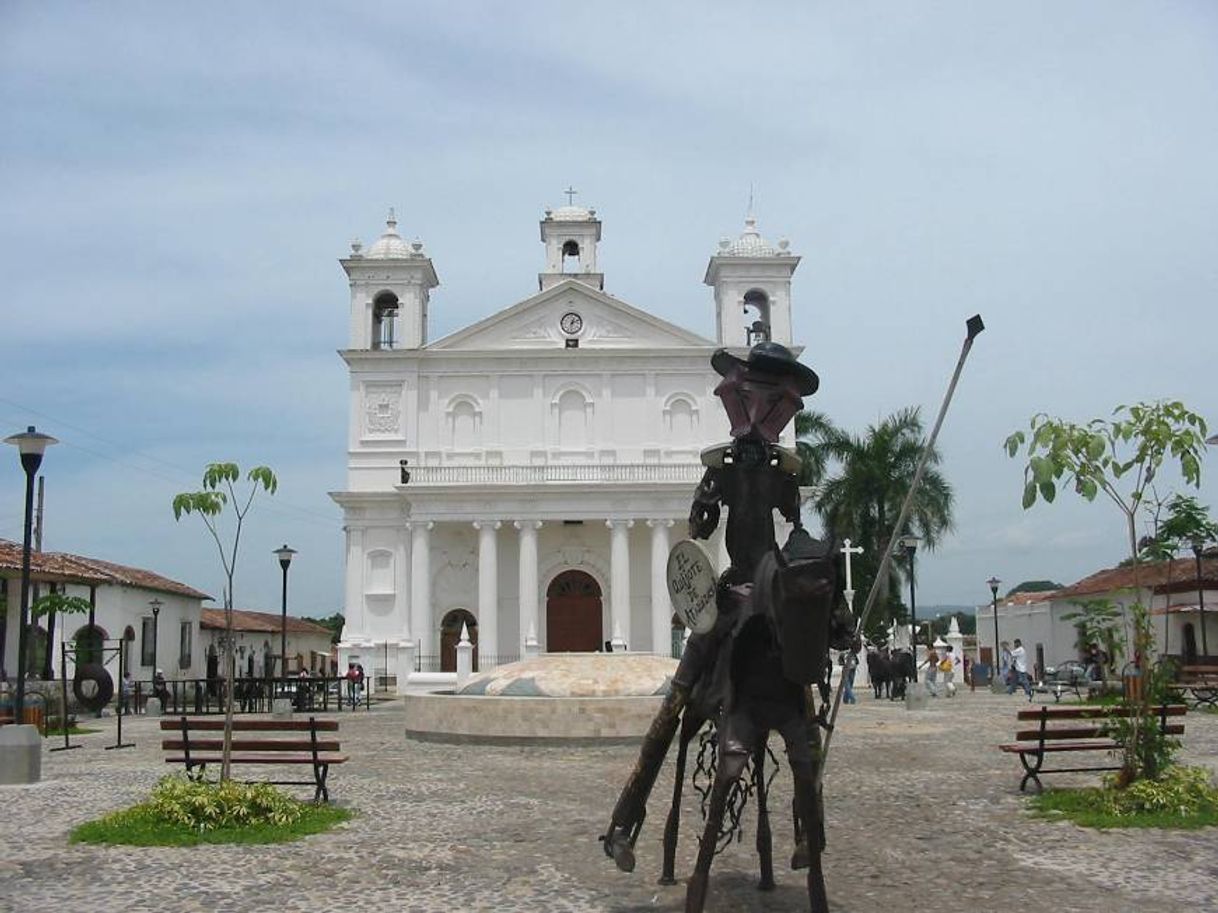 Places Suchitoto