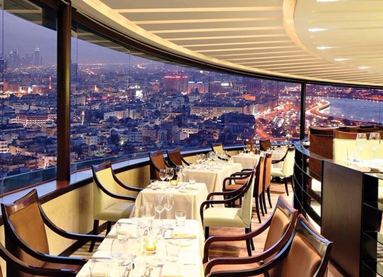 Restaurantes Al Dawaar Revolving Restaurant