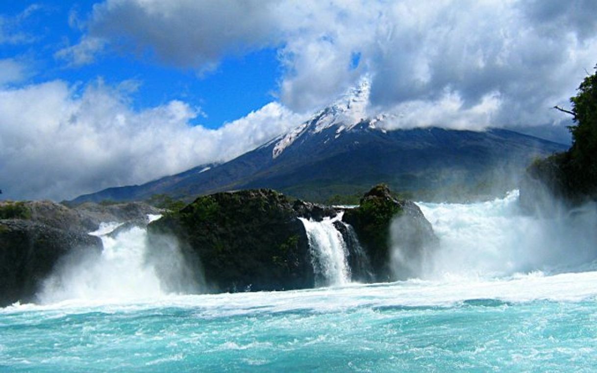 Lugar Saltos de Petrohué