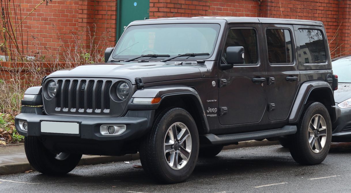 Social Jeep Wrangler Sahara 