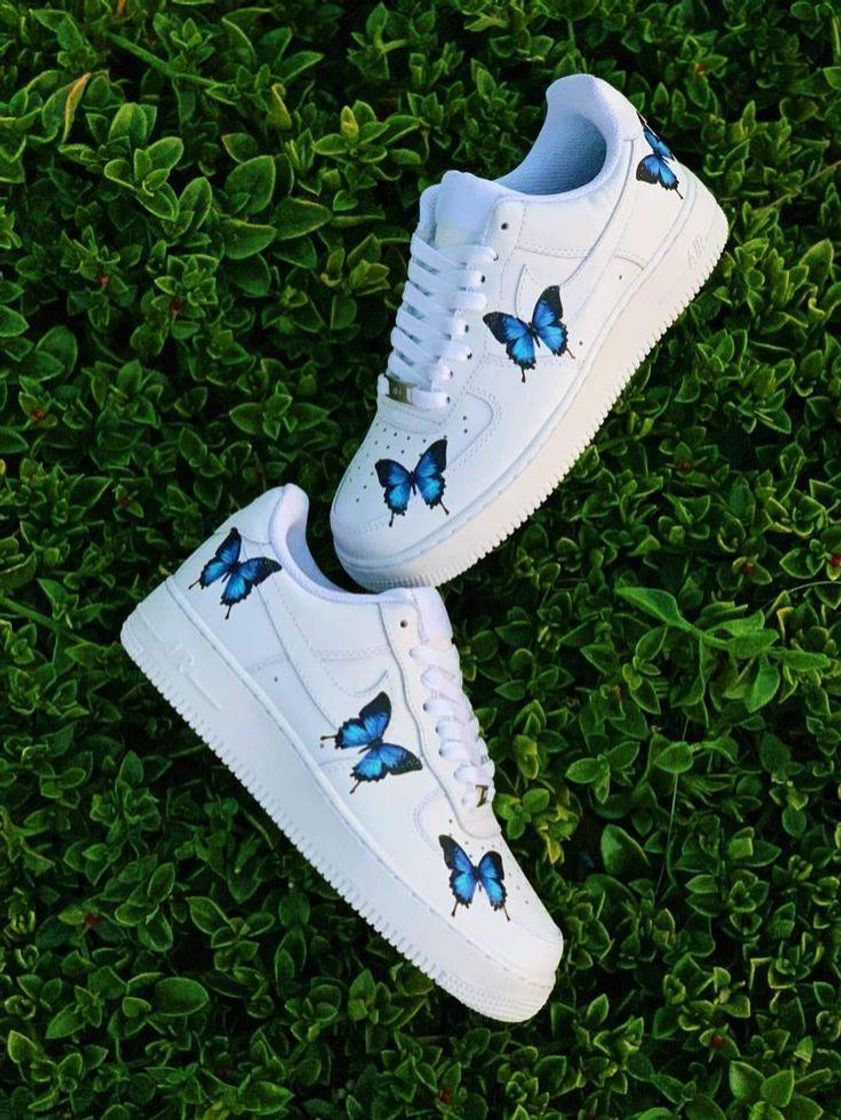 Moda tênis branco com 🦋