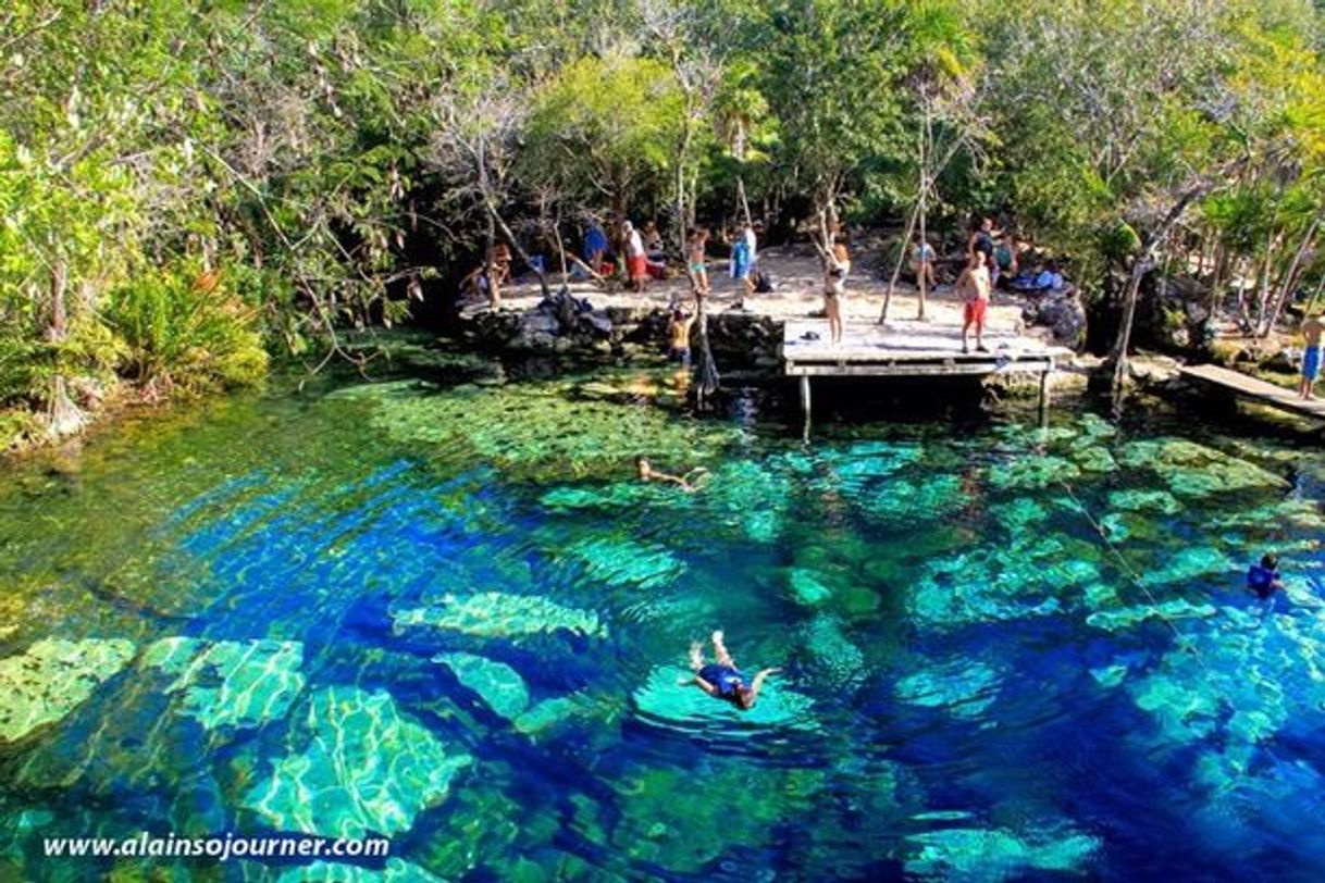 Place Cenote Azul