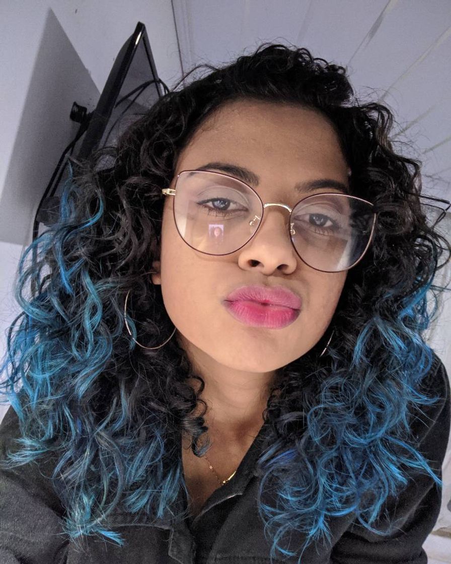 Fashion Meu cabelo cacheado e colorido 😍💙