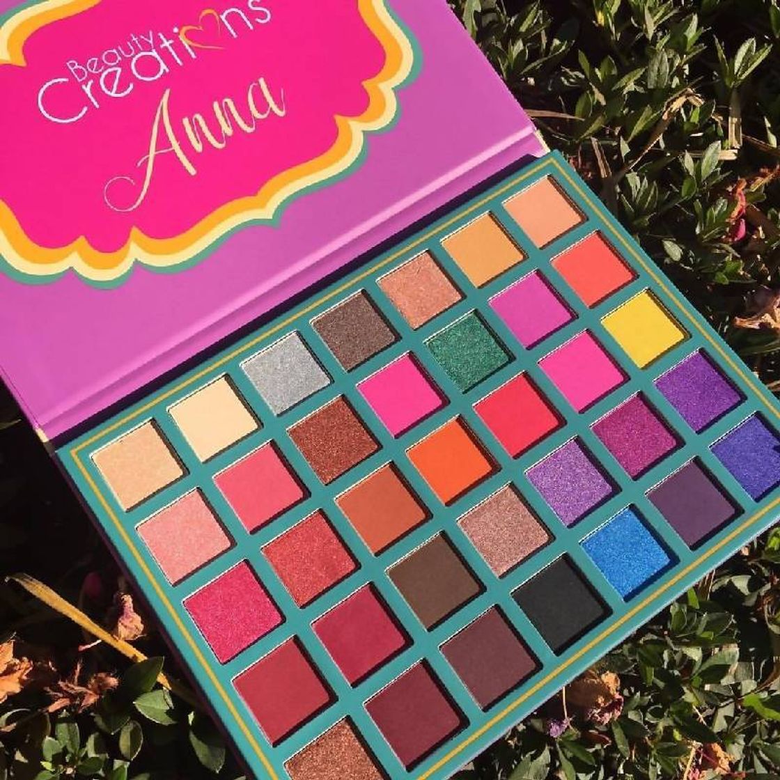 Social Paleta de sombras de Anna beauty creations 