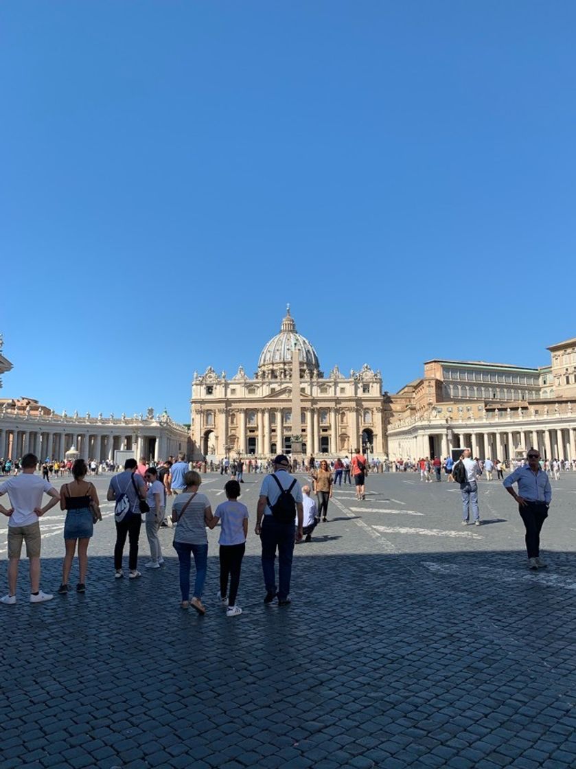 Place Basílica de San Pedro