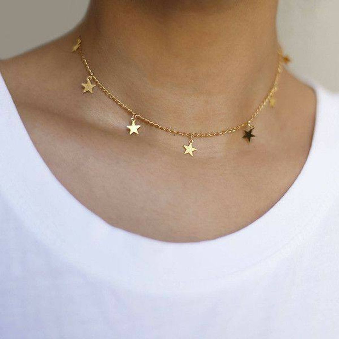 Moda Choker de estrelinha 