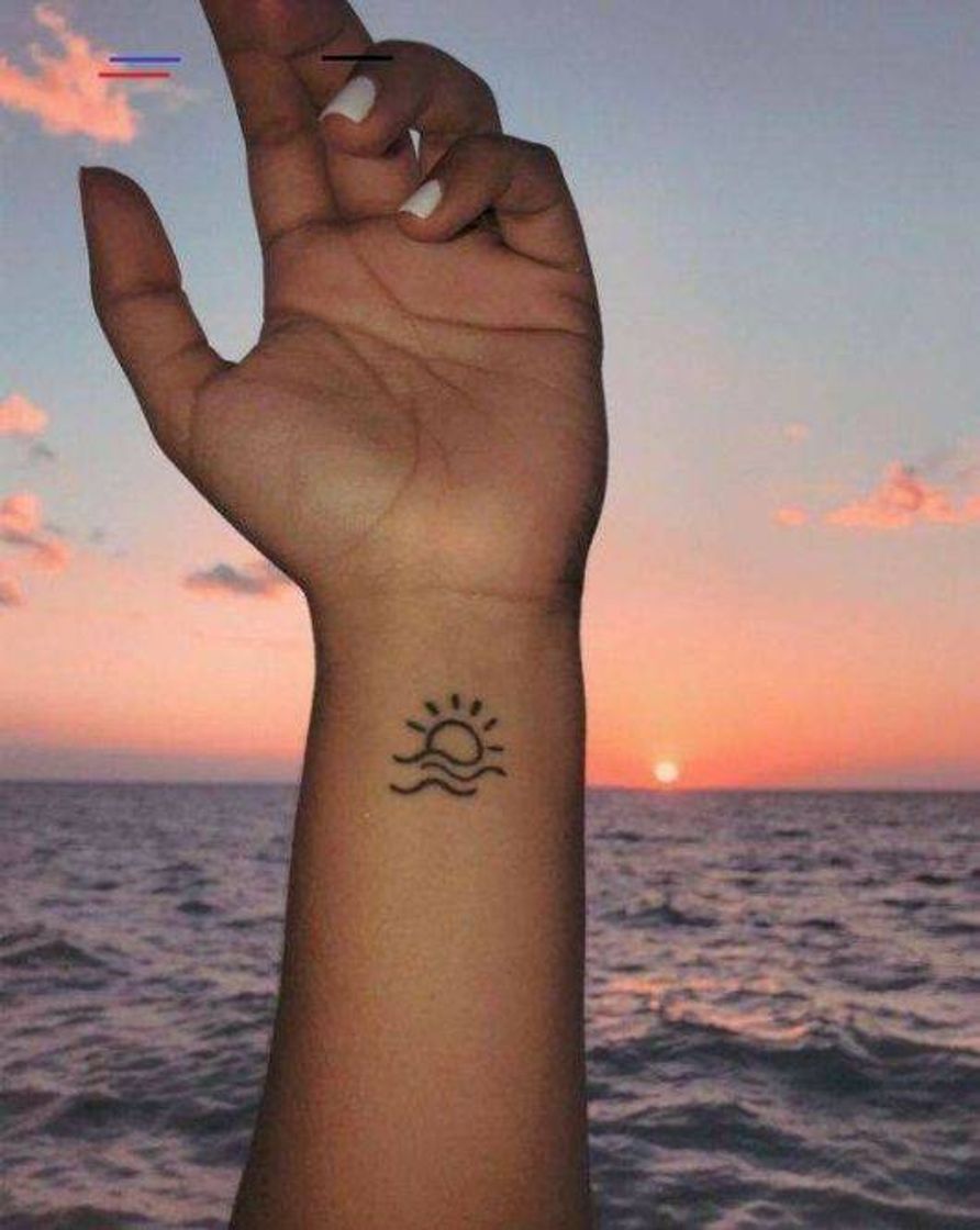 Fashion Tatuagem sol e mar