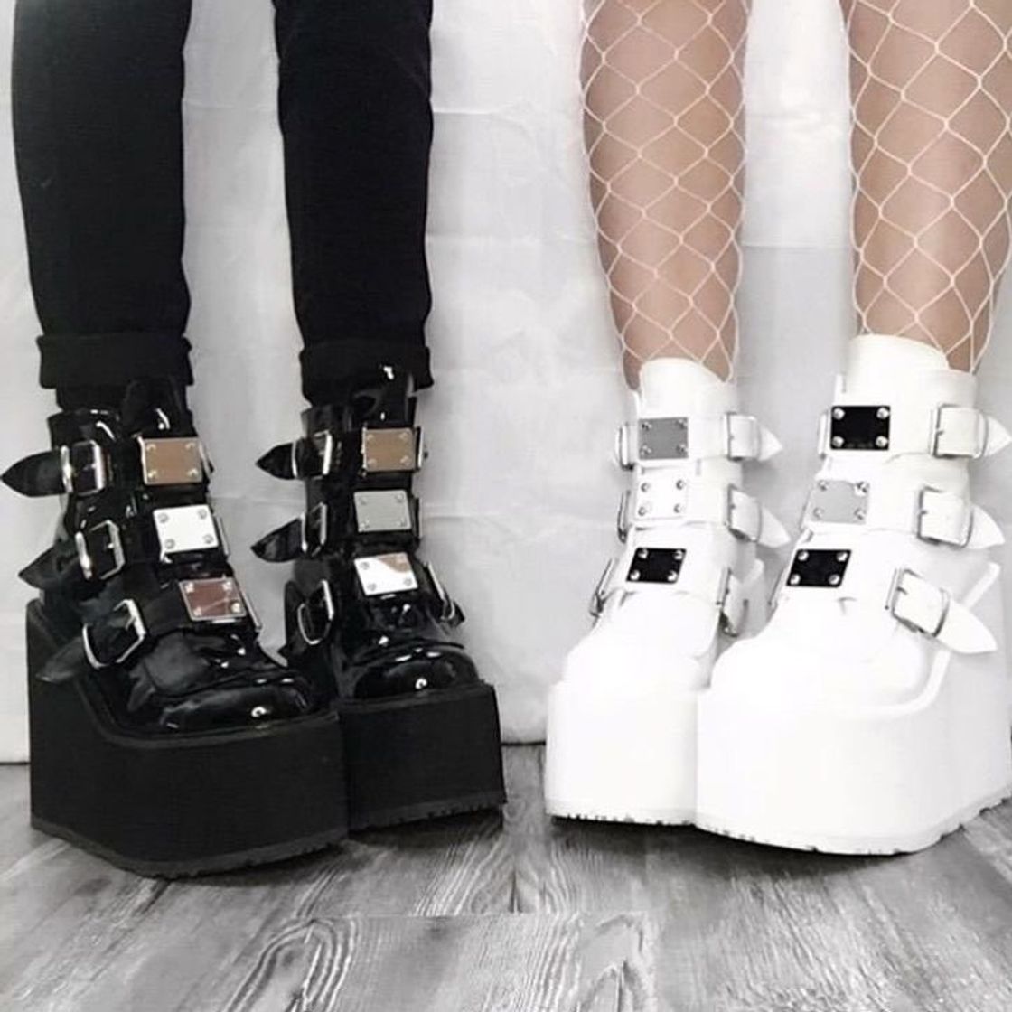 Fashion boots 