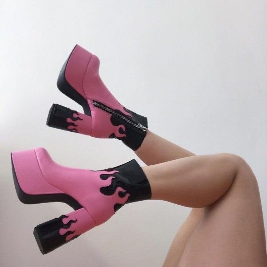 Moda boots pink fire