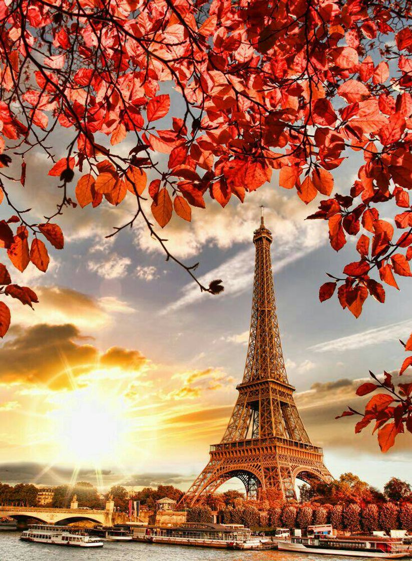 Moda TORRE EIFFEL EM PARIS