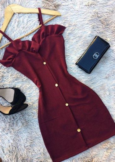 Vestido cor vinho 