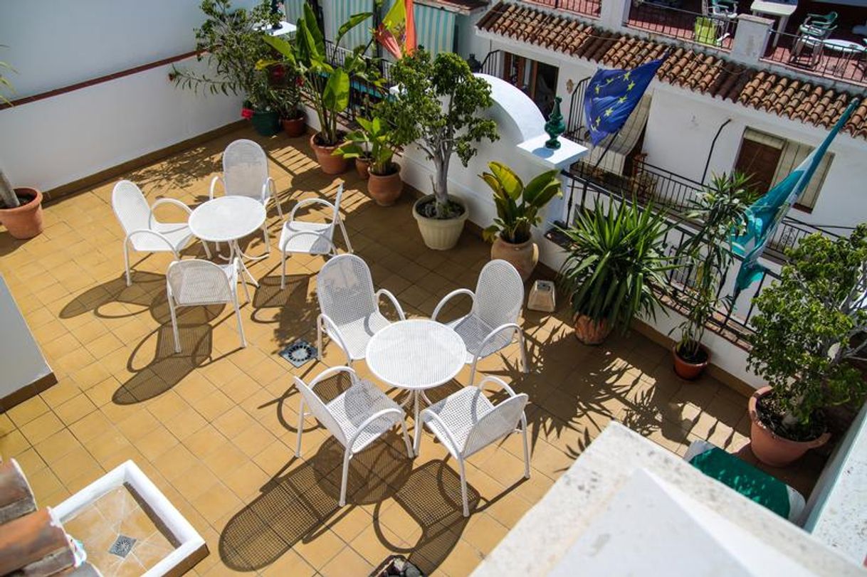 Place Easy Nerja Guesthouse