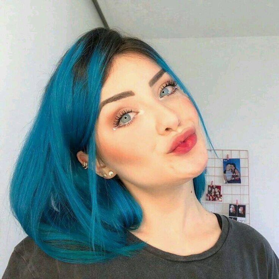 Social blue hair. 