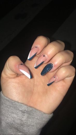 @mjnails3861