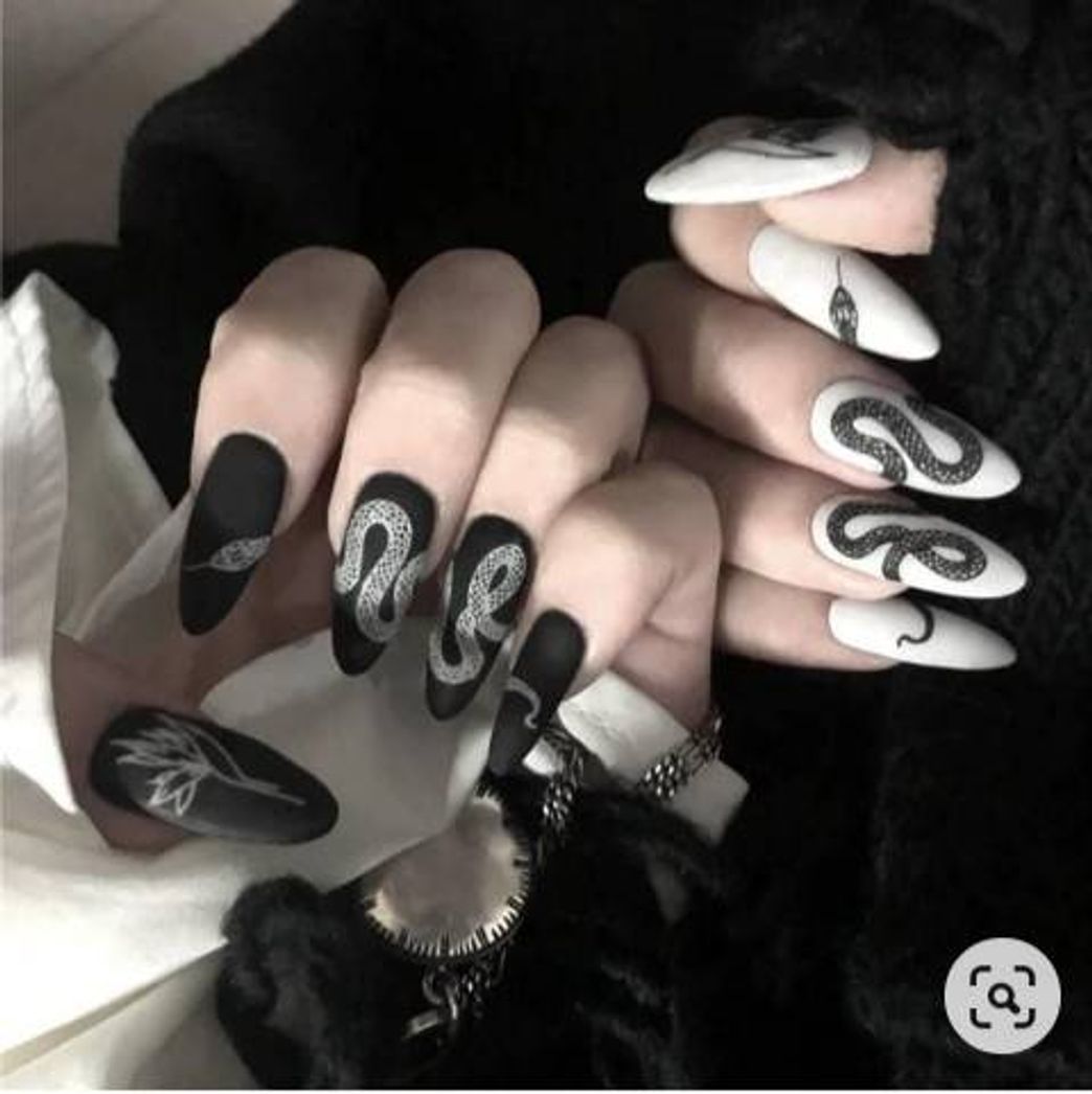 Fashion Aesthetic Snake Nails