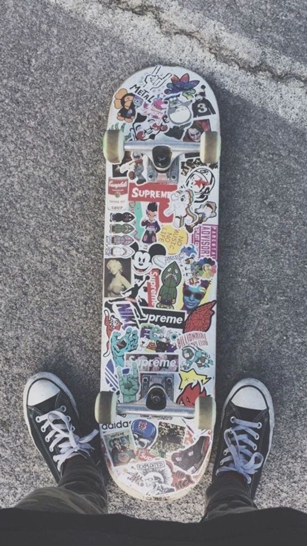 Fashion skate com adesivos