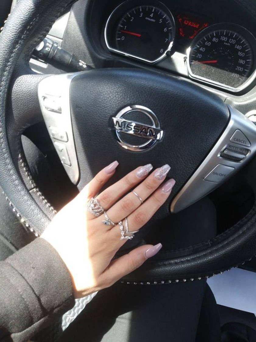 Fashion Nissan 🖤