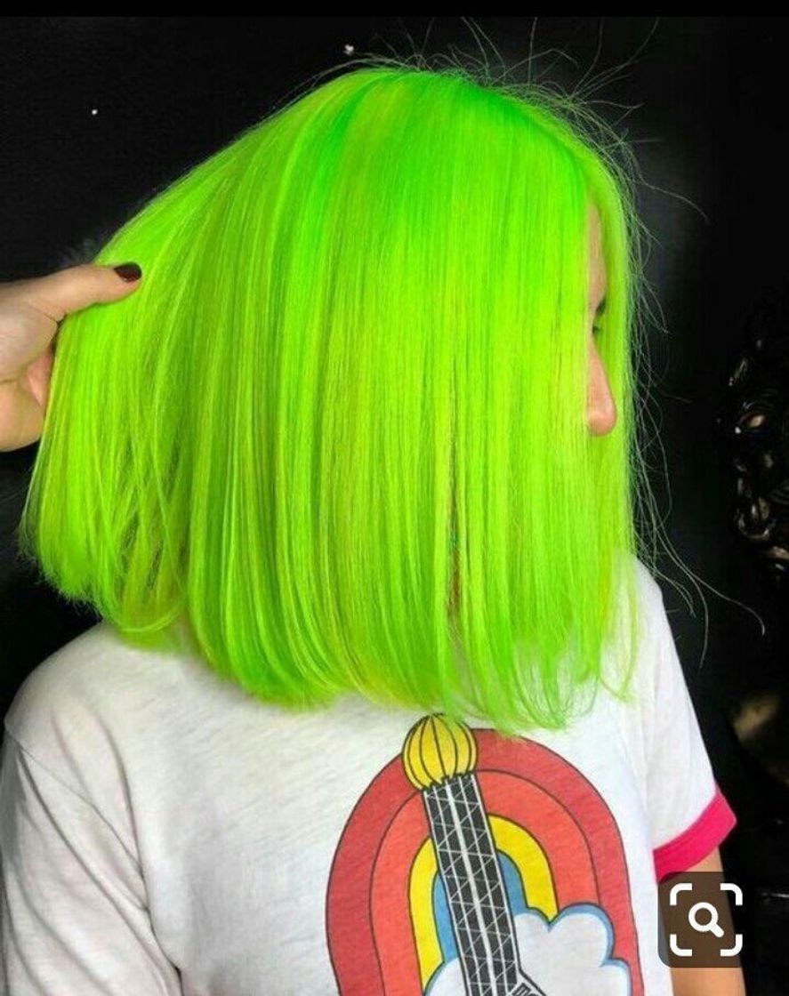 Fashion Neon vibes 💚