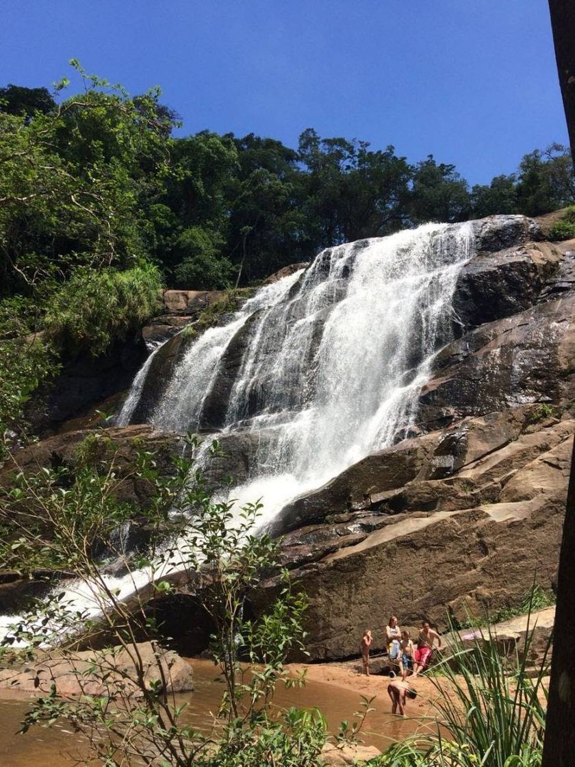 Lugar Bueno Brandão